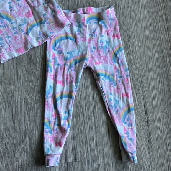 The Children's Place‎ Rainbow Print Pajama Set Size 2T - Picture 3 of 6